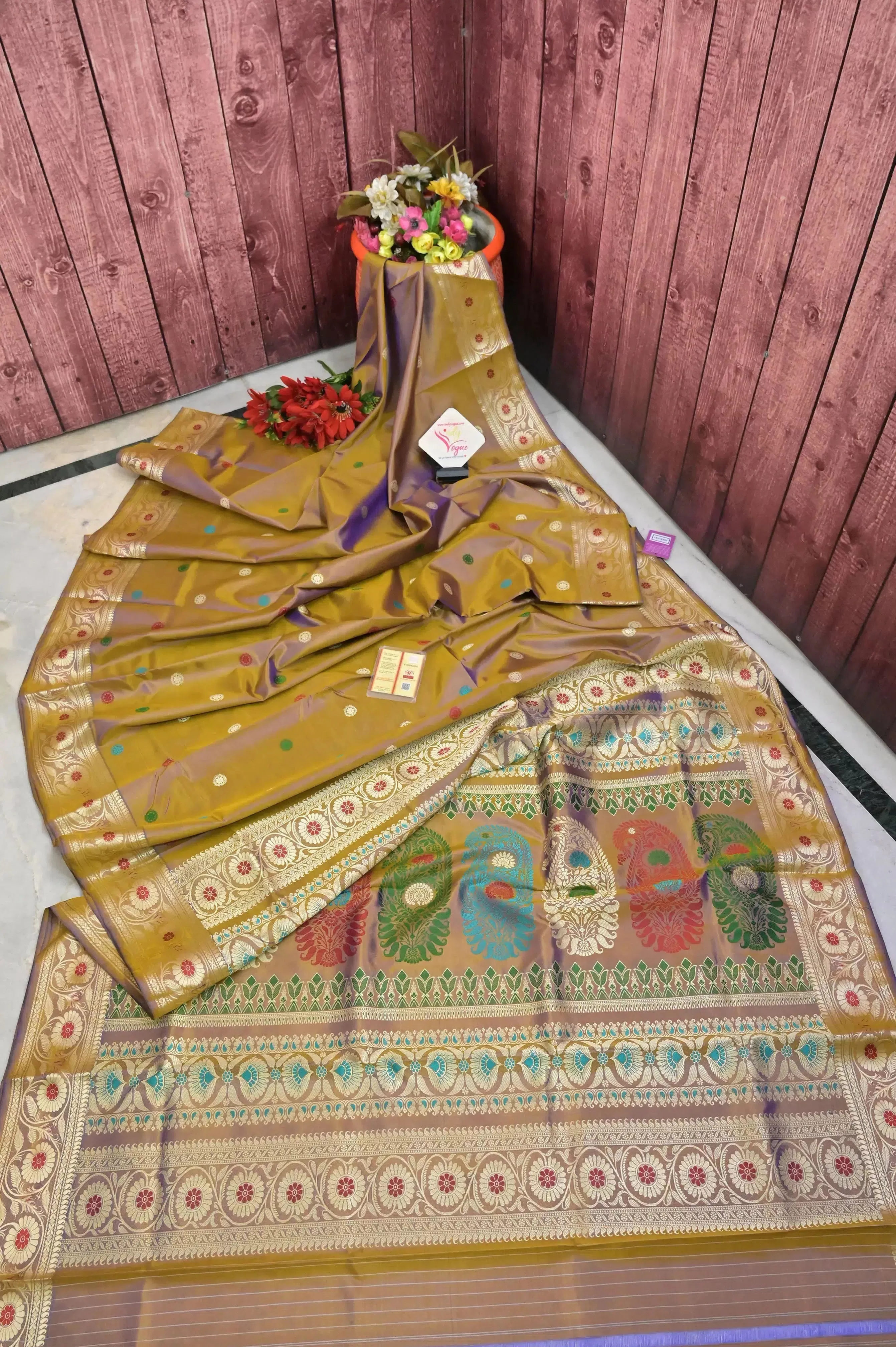 Chiku and Purple Dual Tone Color Revival Baluchari Silk Saree with Meenakari Pallu