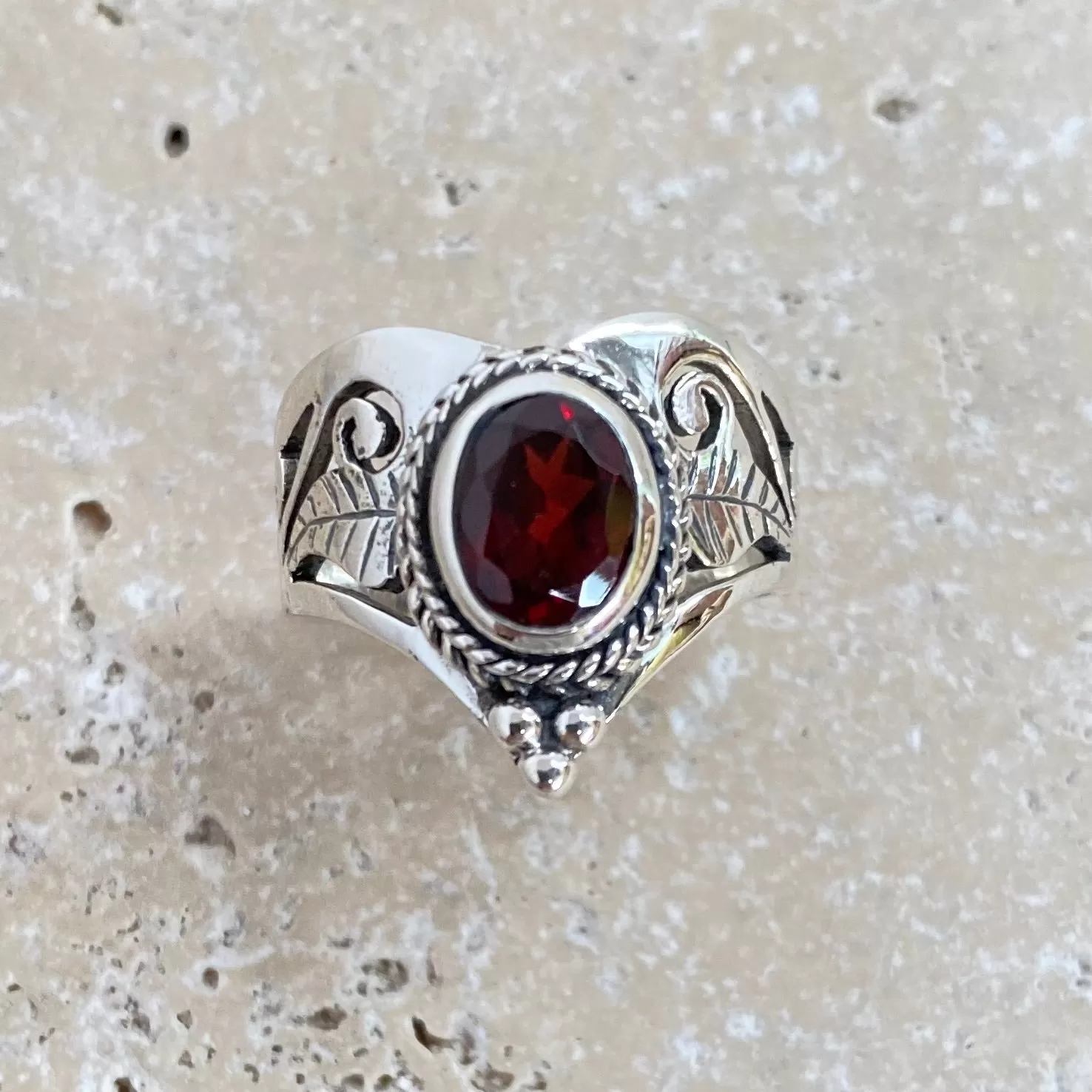 Garnet Filigree Wishbone Ring - Raya