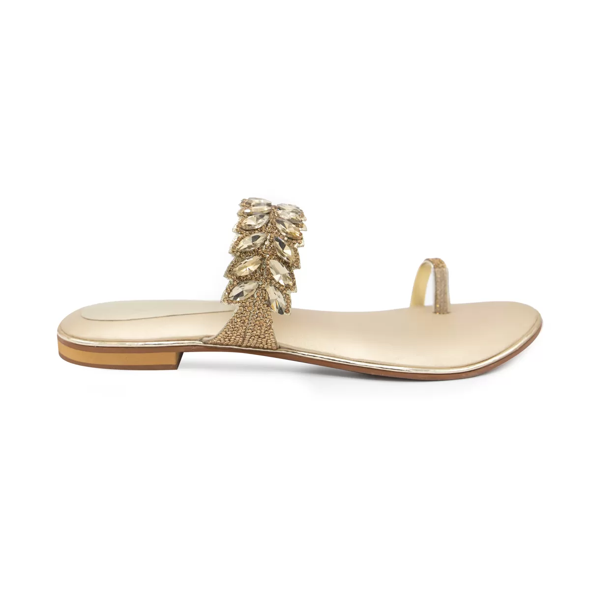 Golden Fancy Chappal 010094