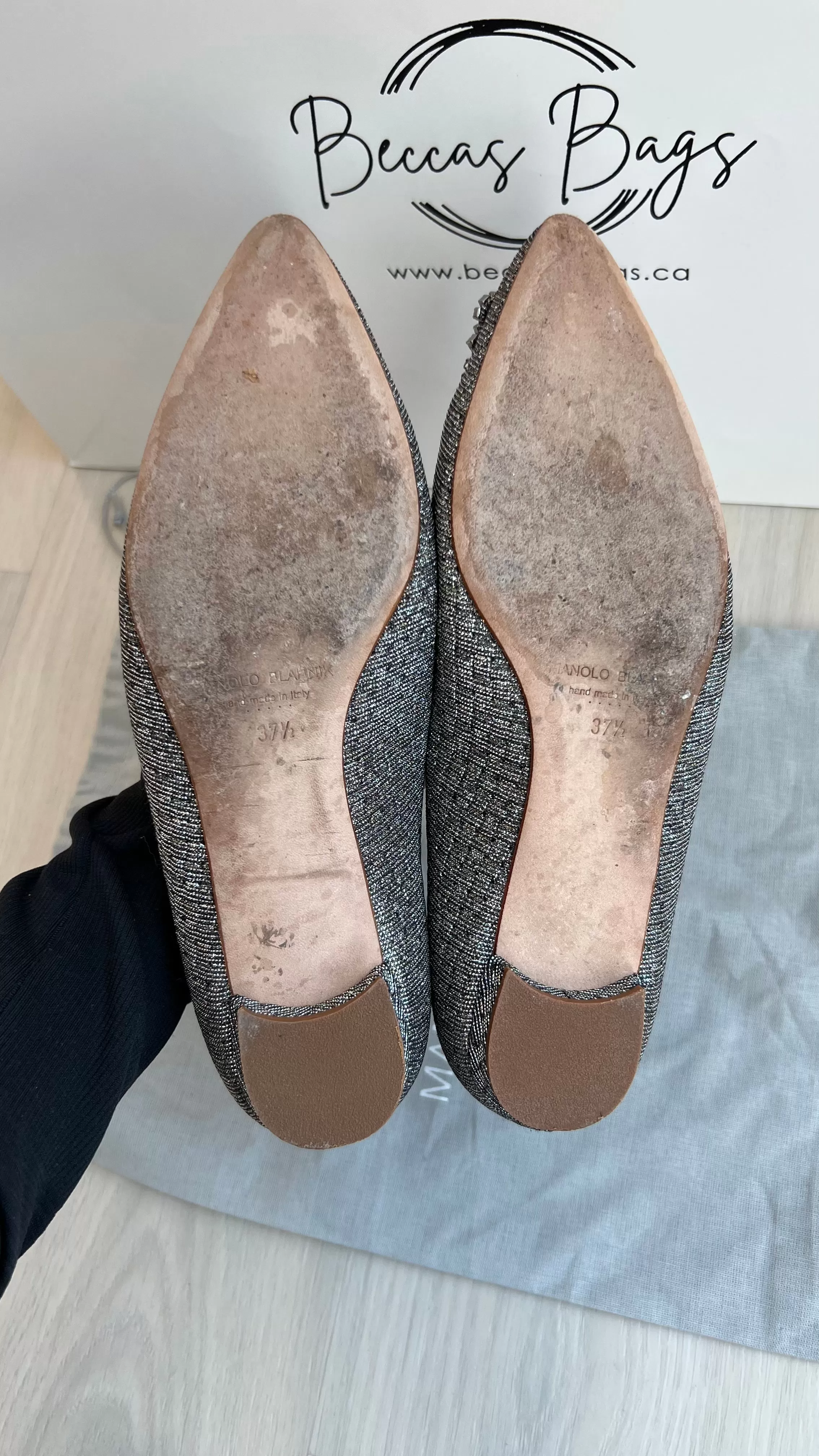 Manolo Blahnik Hangisi Flats